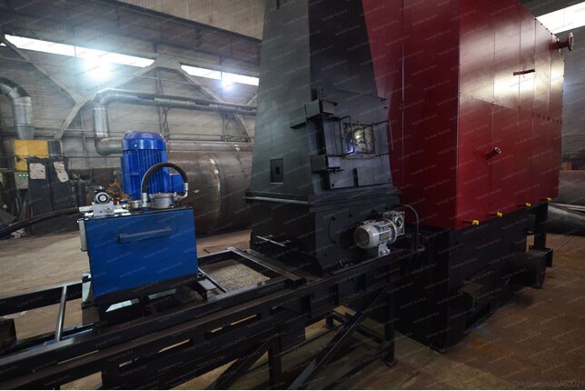 Питатель плунжерный котла 0.6 МВт на опилках